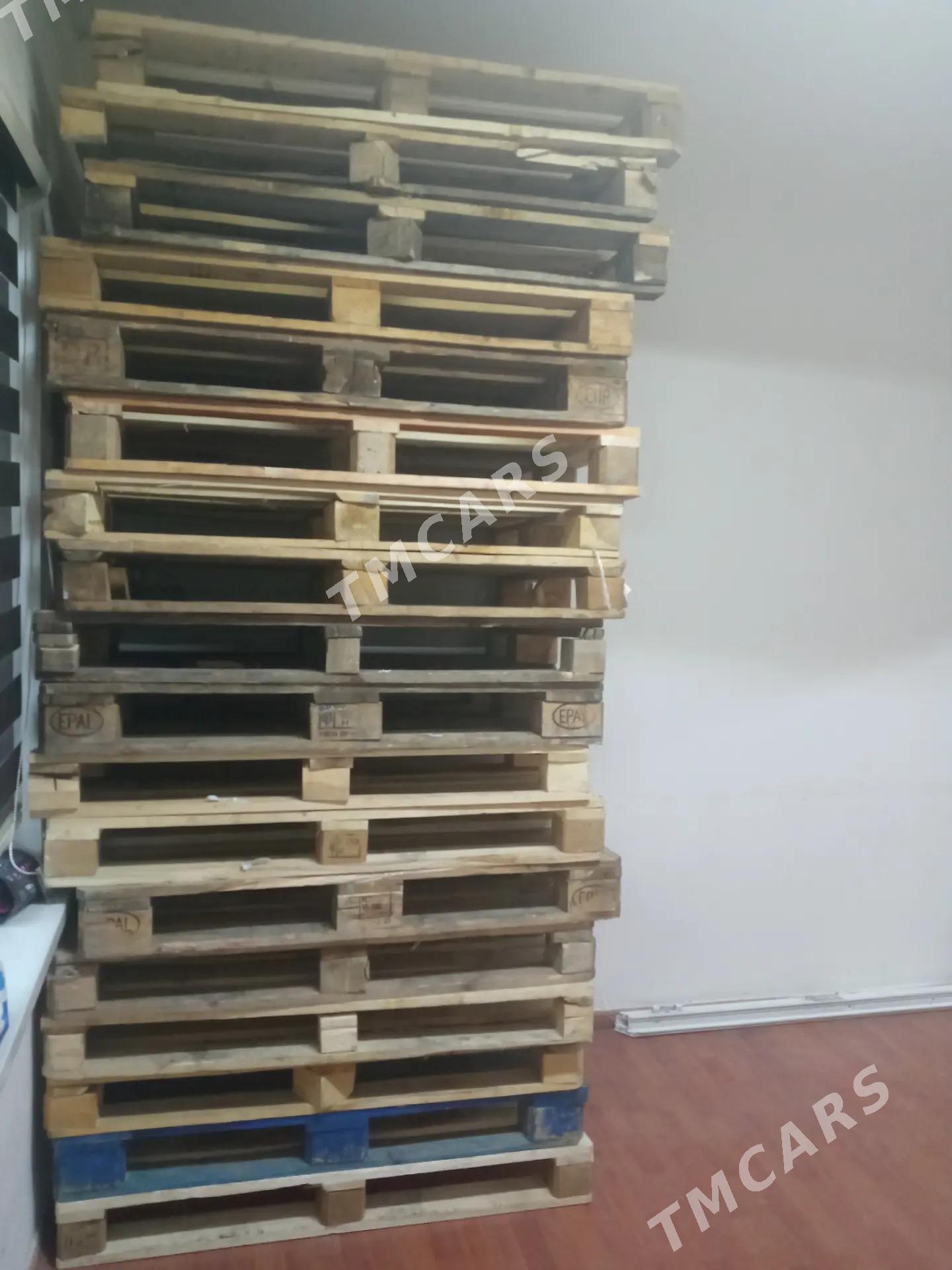 продам поддоны 35шт. - Bedew - img 2