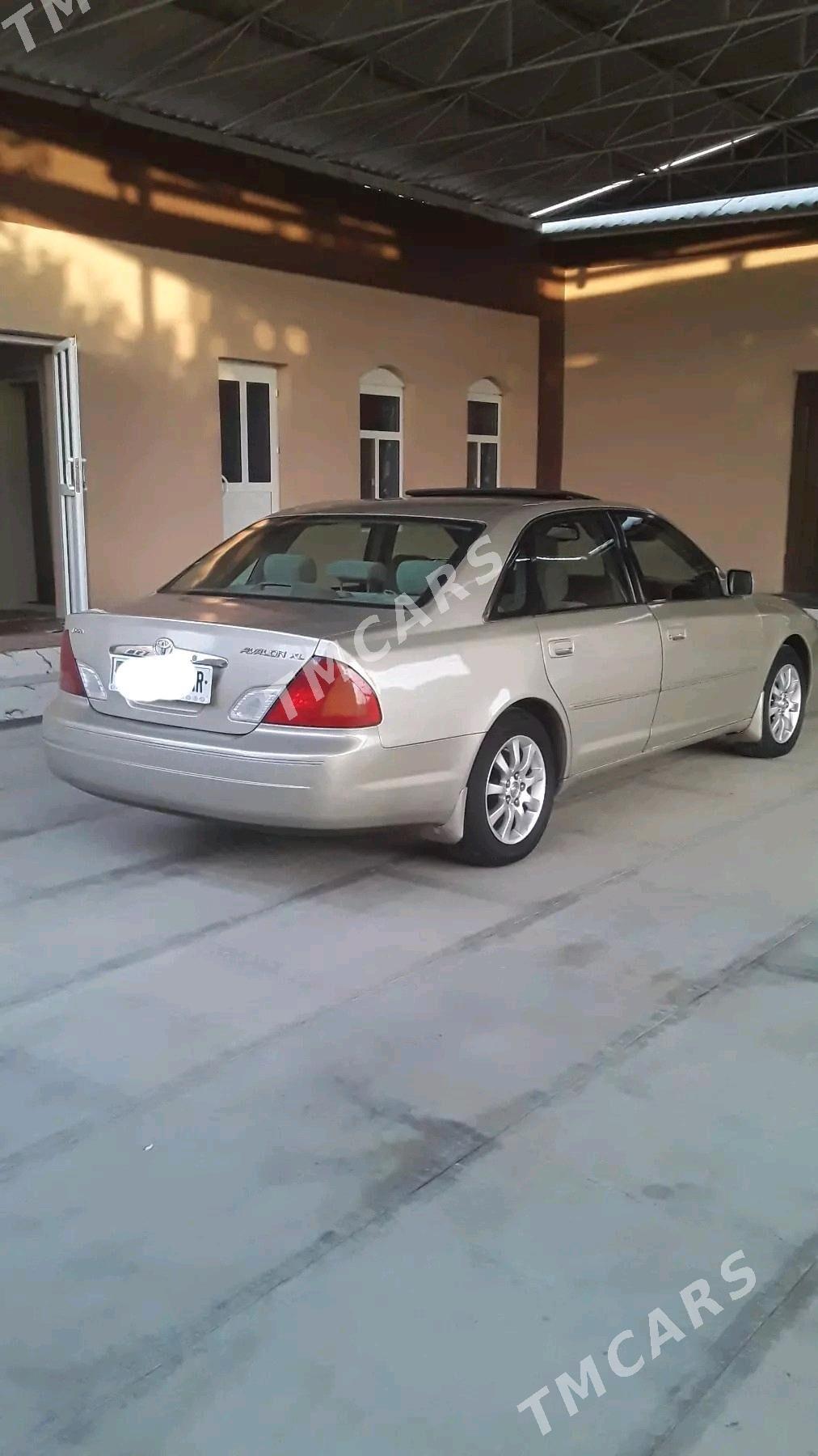 Toyota Avalon 2001 - 183 000 TMT - Мары - img 8