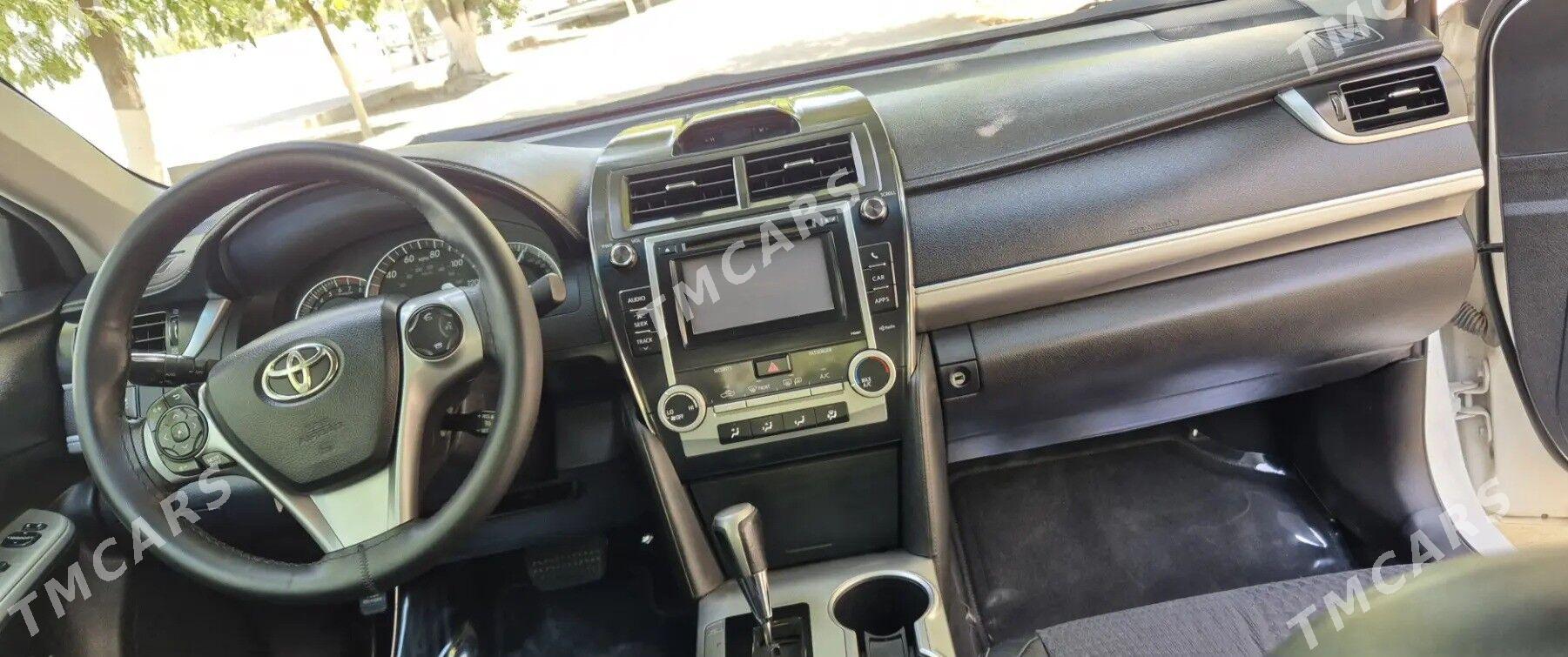 Toyota Camry 2012 - 237 000 TMT - Ашхабад - img 3