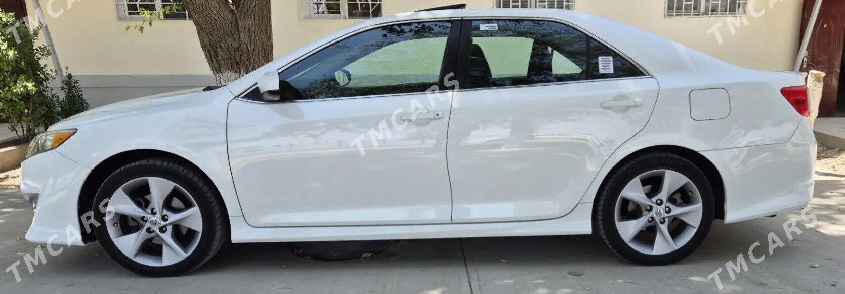 Toyota Camry 2012 - 237 000 TMT - Ашхабад - img 4