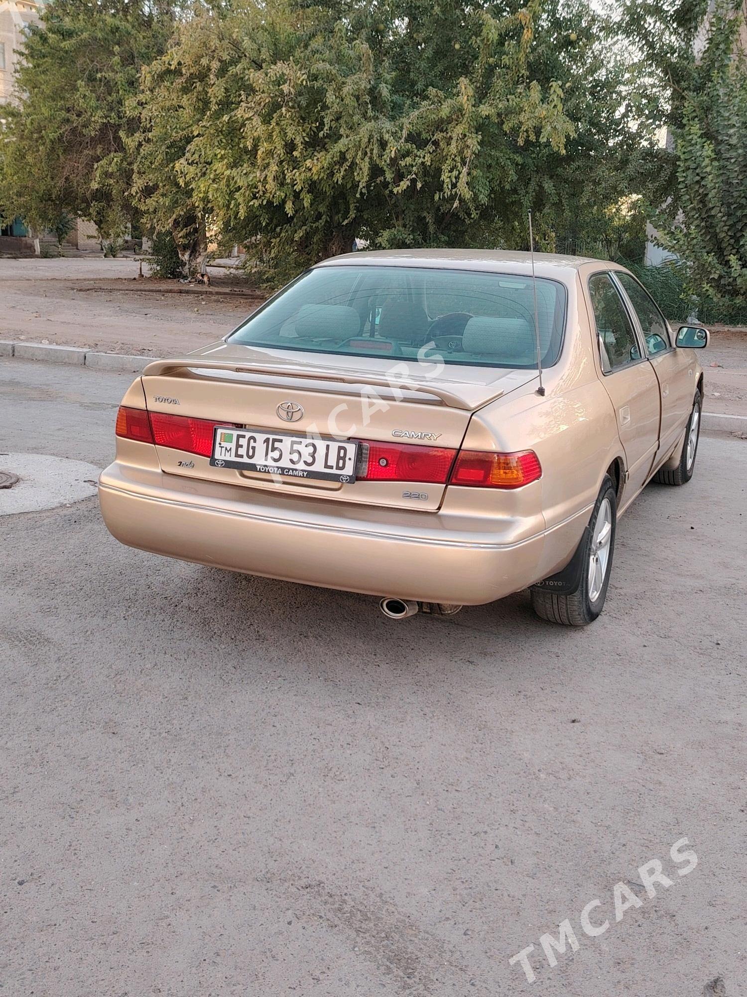 Toyota Camry 2001 - 120 000 TMT - Туркменабат - img 2