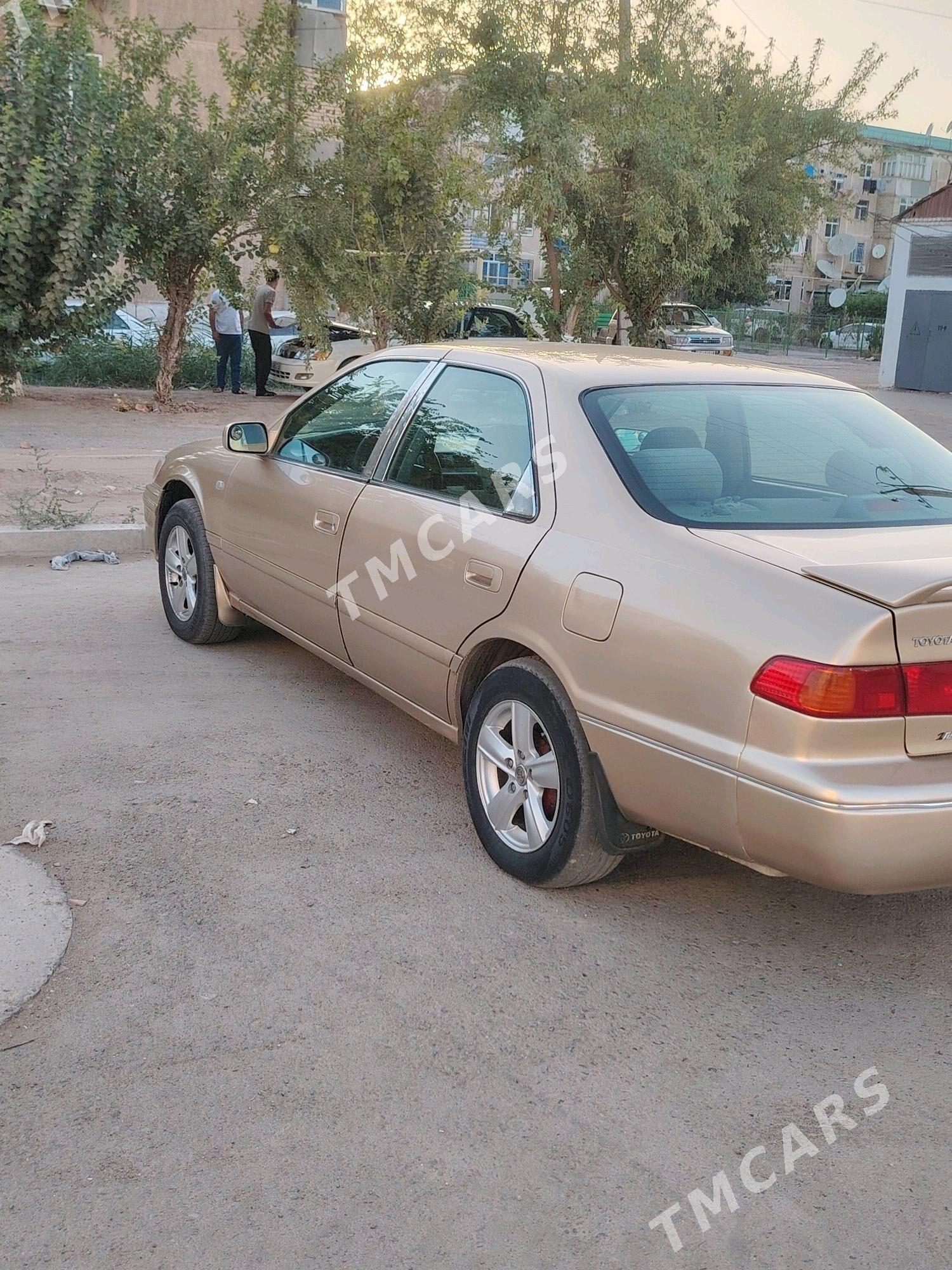 Toyota Camry 2001 - 120 000 TMT - Туркменабат - img 6