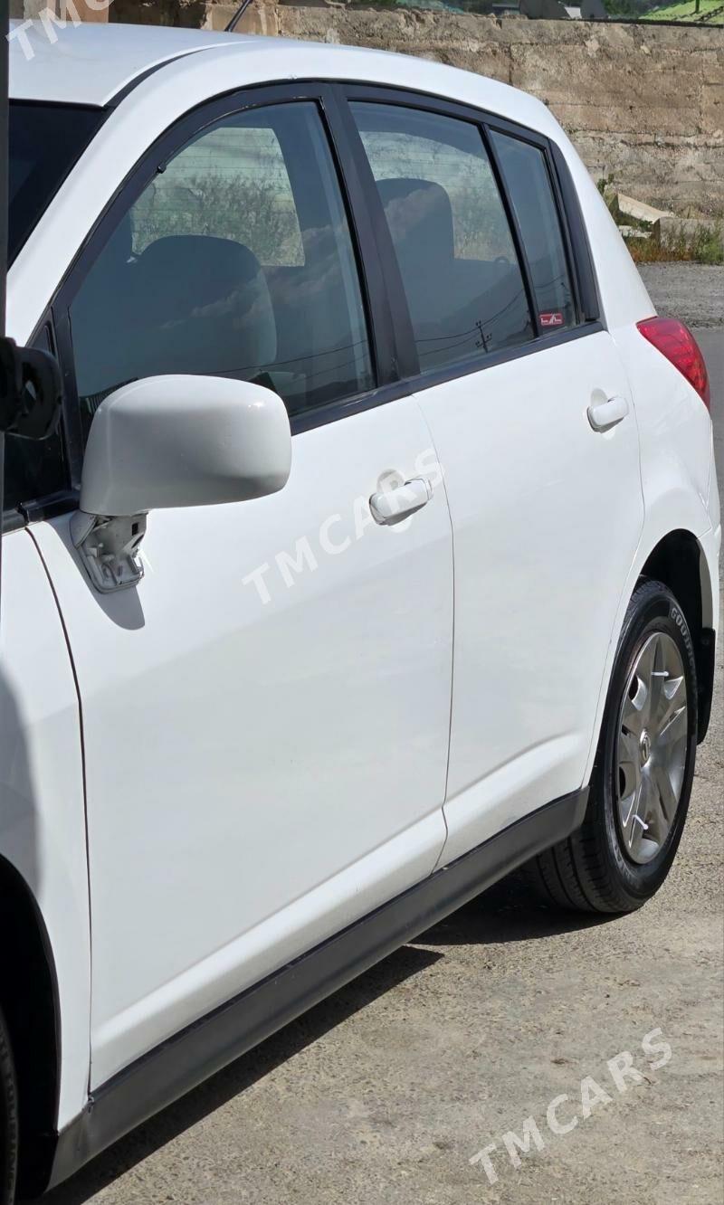 Nissan Versa 2011 - 135 000 TMT - Ашхабад - img 2