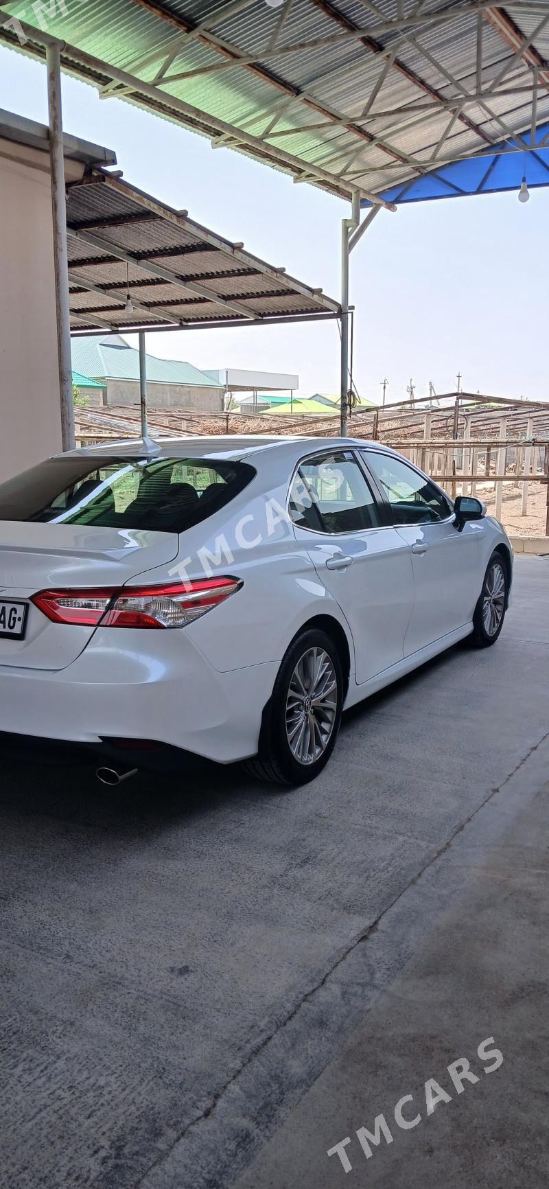 Toyota Camry 2018 - 280 000 TMT - Aşgabat - img 6