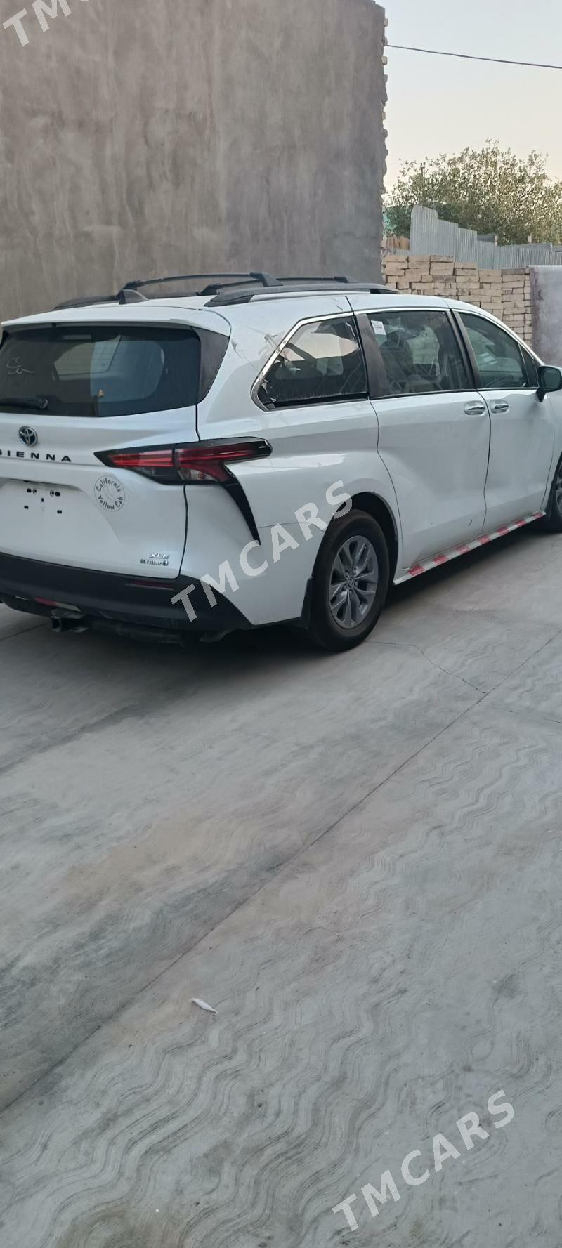 Toyota Sienna 2022 - 470 000 TMT - Mary - img 4
