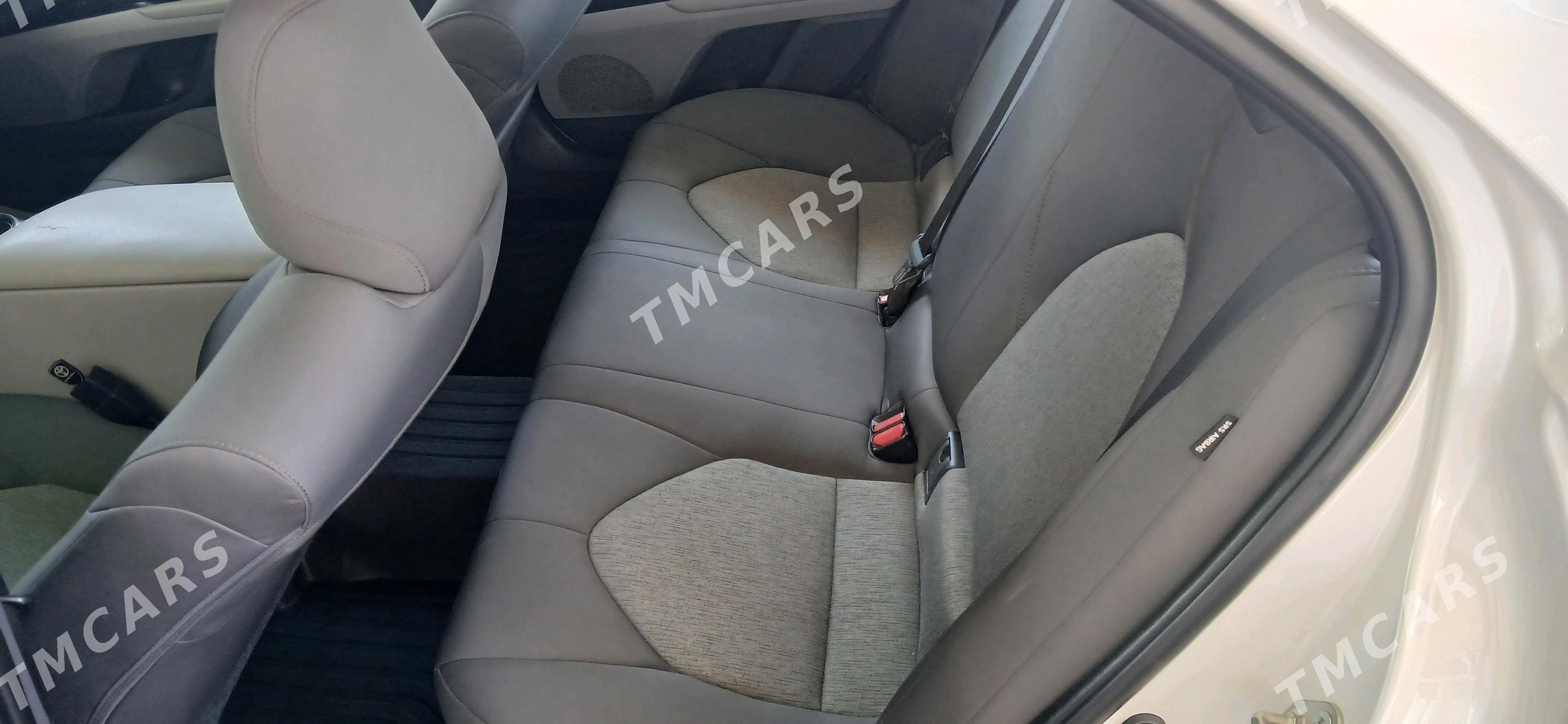 Toyota Camry 2018 - 280 000 TMT - Aşgabat - img 8