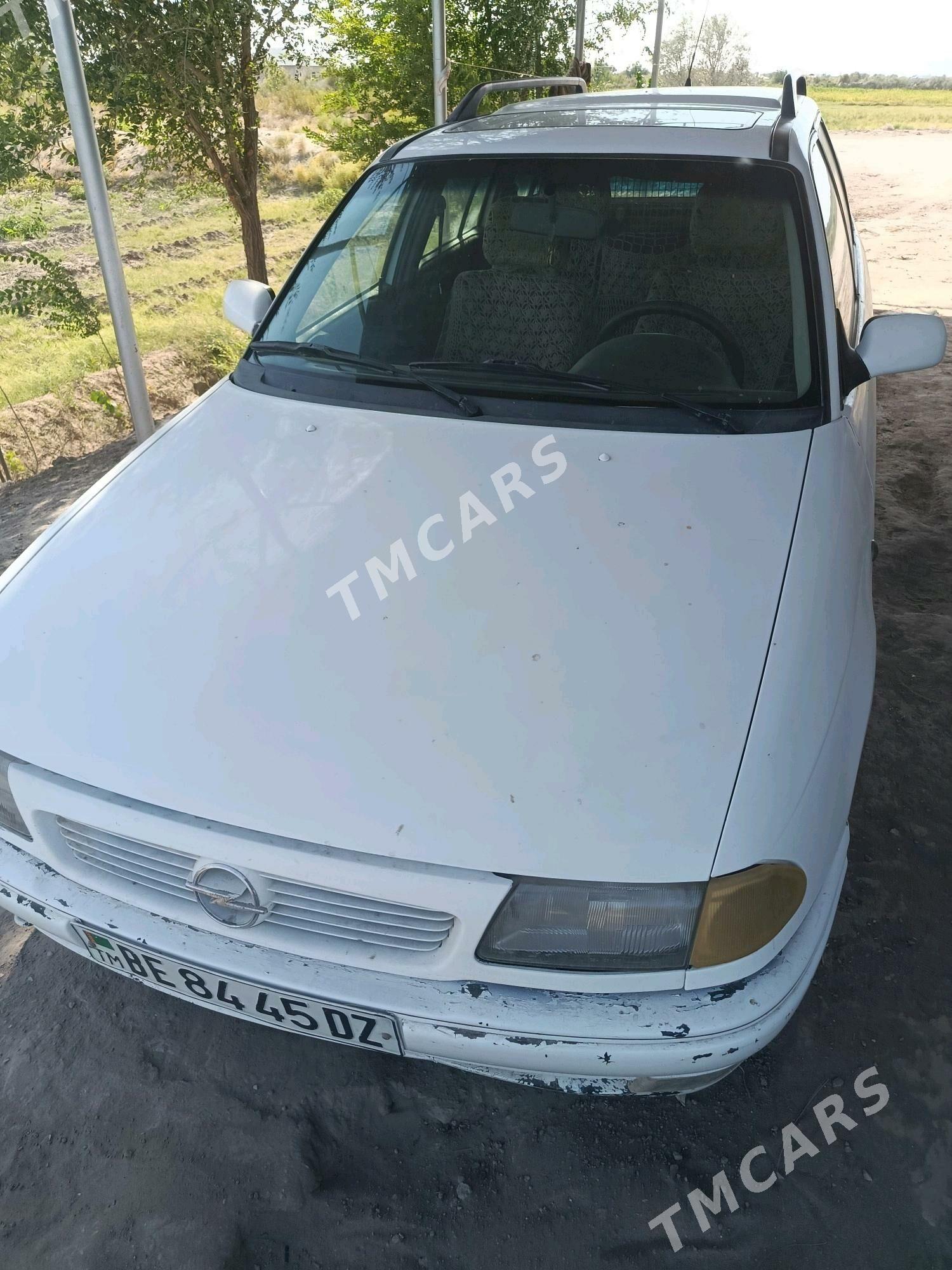 Opel Astra 1995 - 35 000 TMT - Boldumsaz - img 4