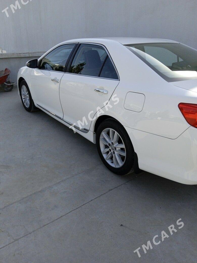Toyota Camry 2013 - 240 000 TMT - Ким район - img 6