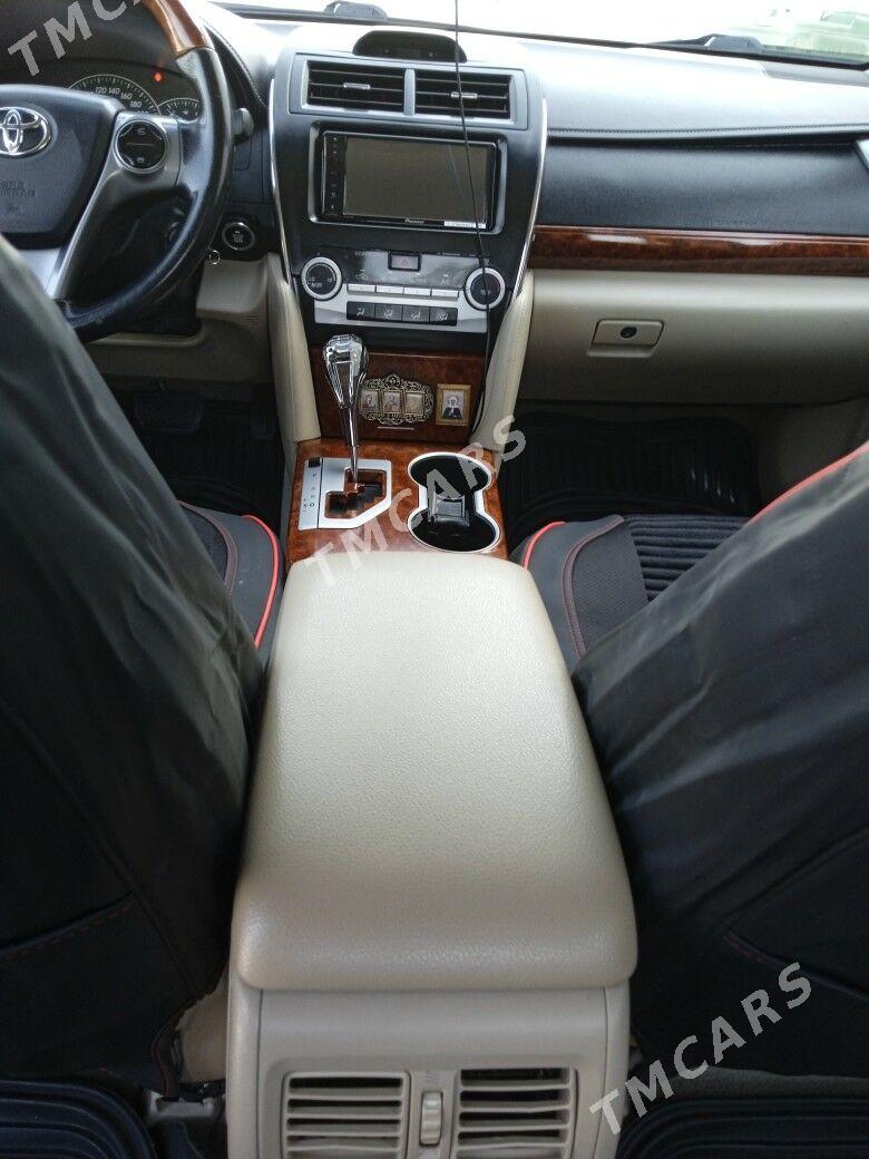 Toyota Camry 2013 - 240 000 TMT - Ким район - img 7