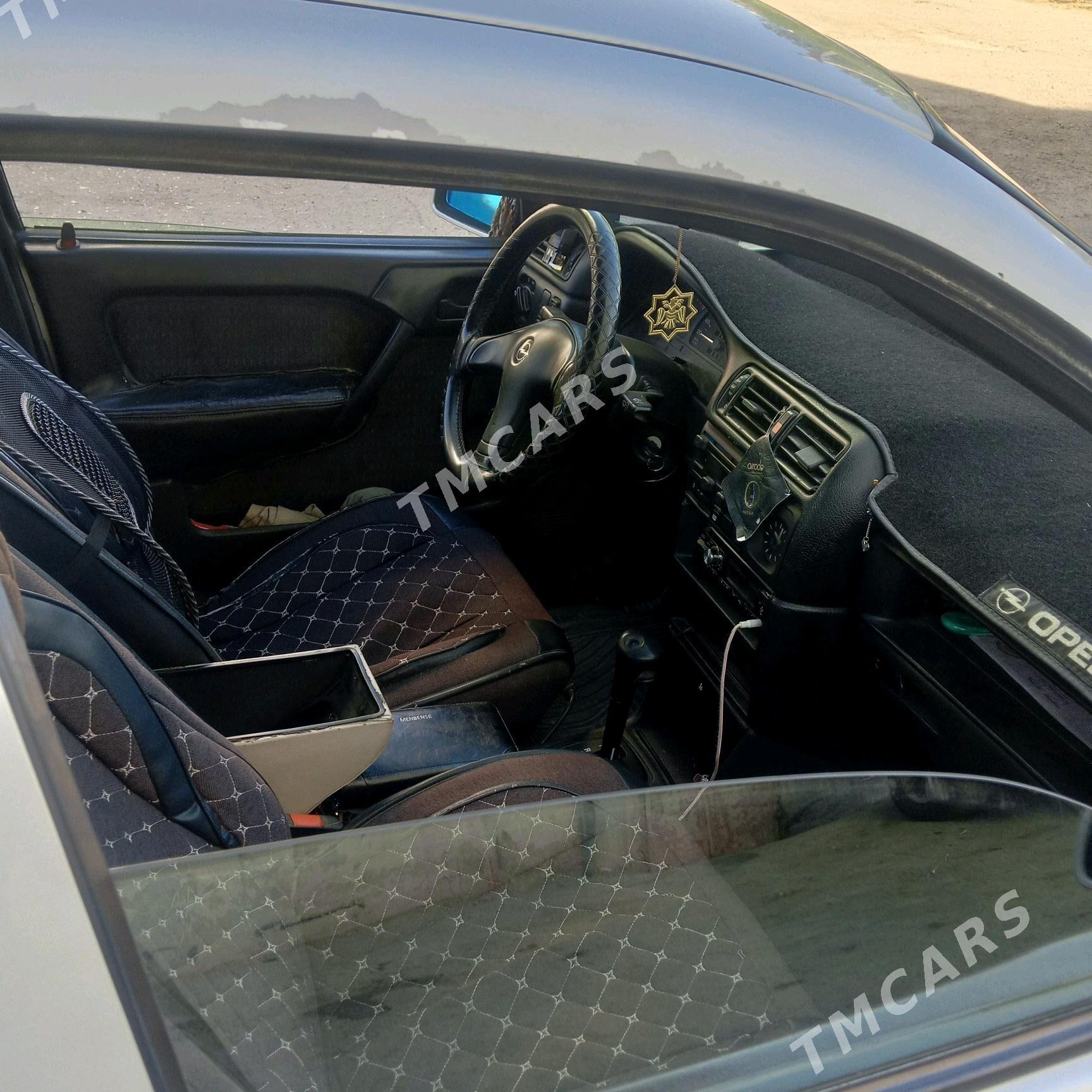 Opel Vectra 1992 - 42 000 TMT - Daşoguz - img 3
