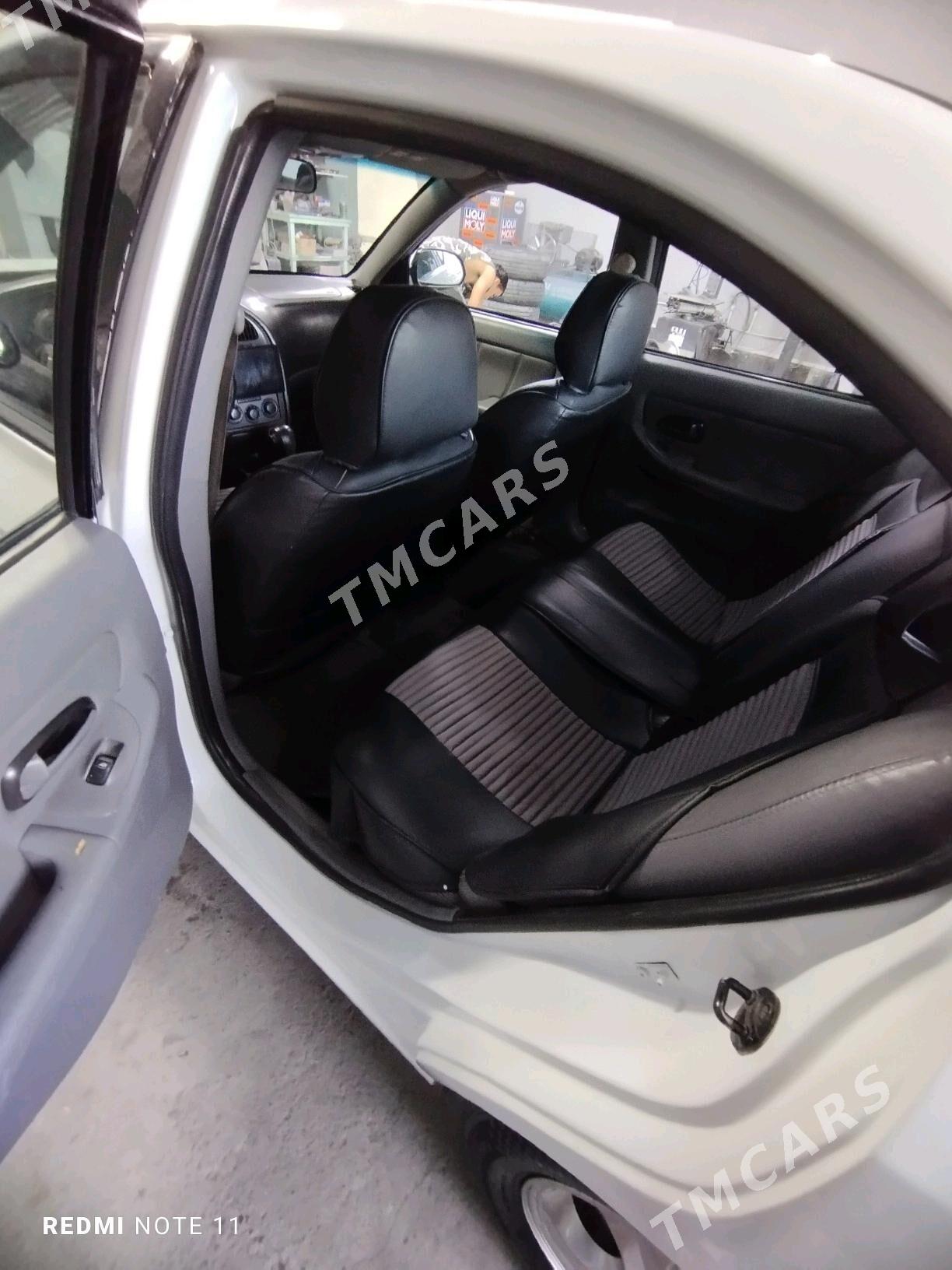 Hyundai Elantra 2005 - 70 000 TMT - Туркменабат - img 3