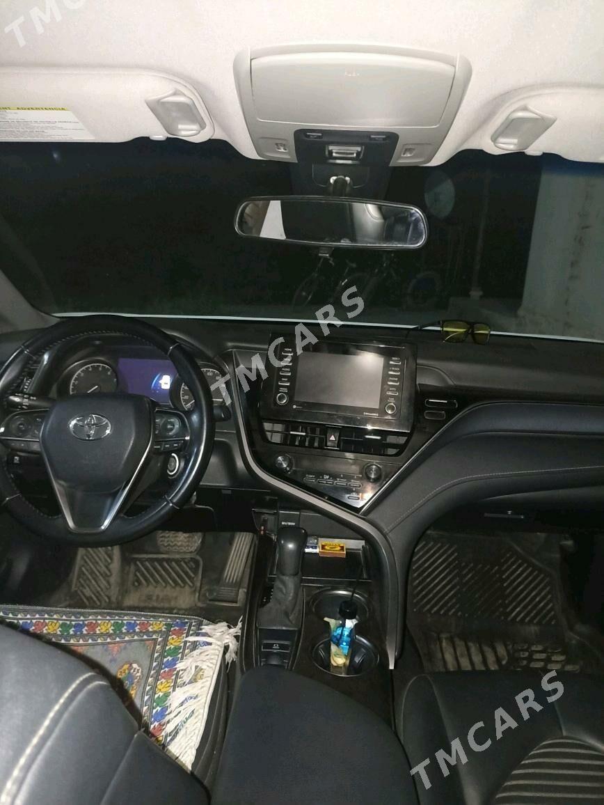 Toyota Camry 2021 - 250 000 TMT - Şabat etr. - img 4
