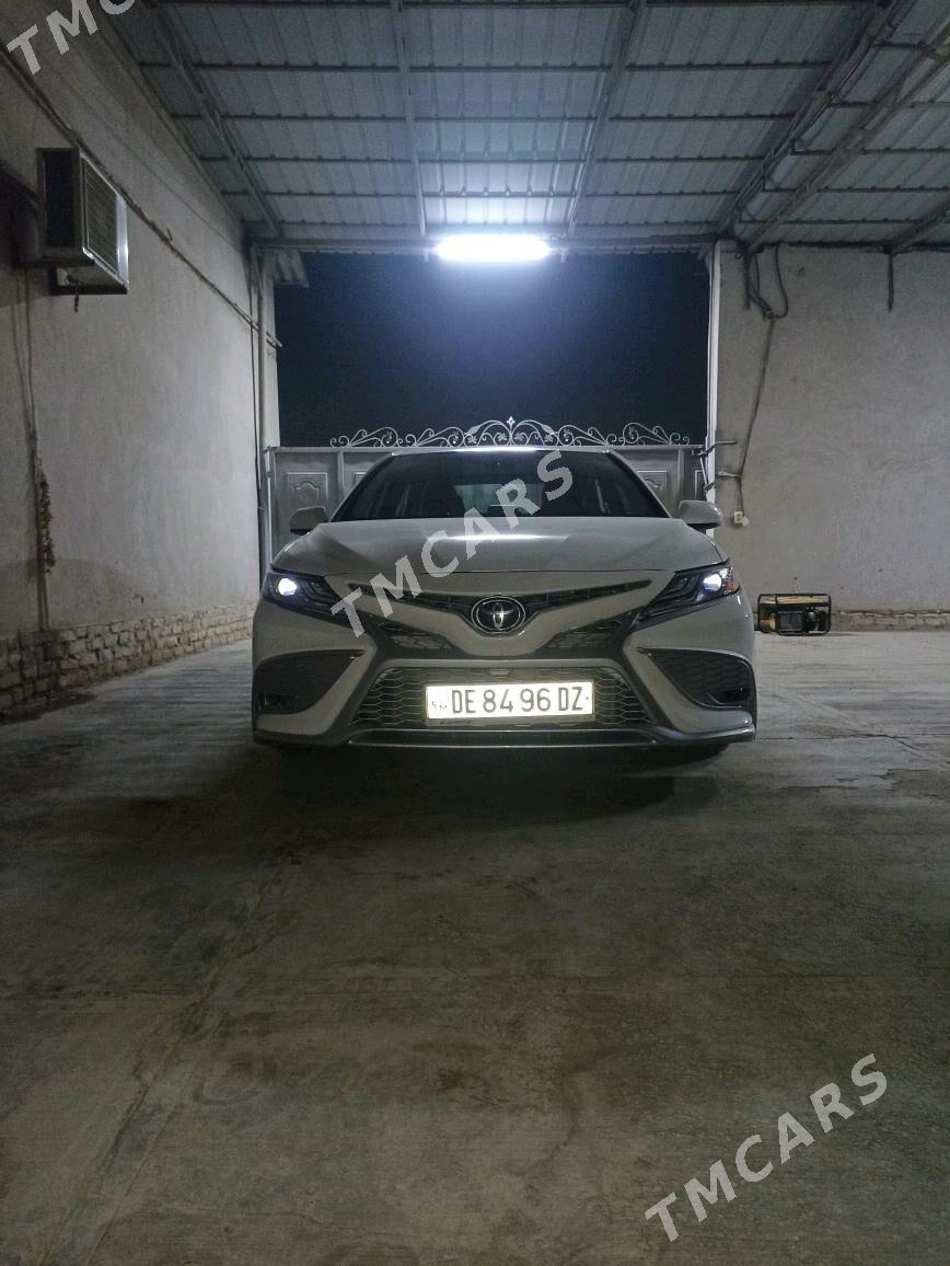 Toyota Camry 2021 - 250 000 TMT - Şabat etr. - img 9