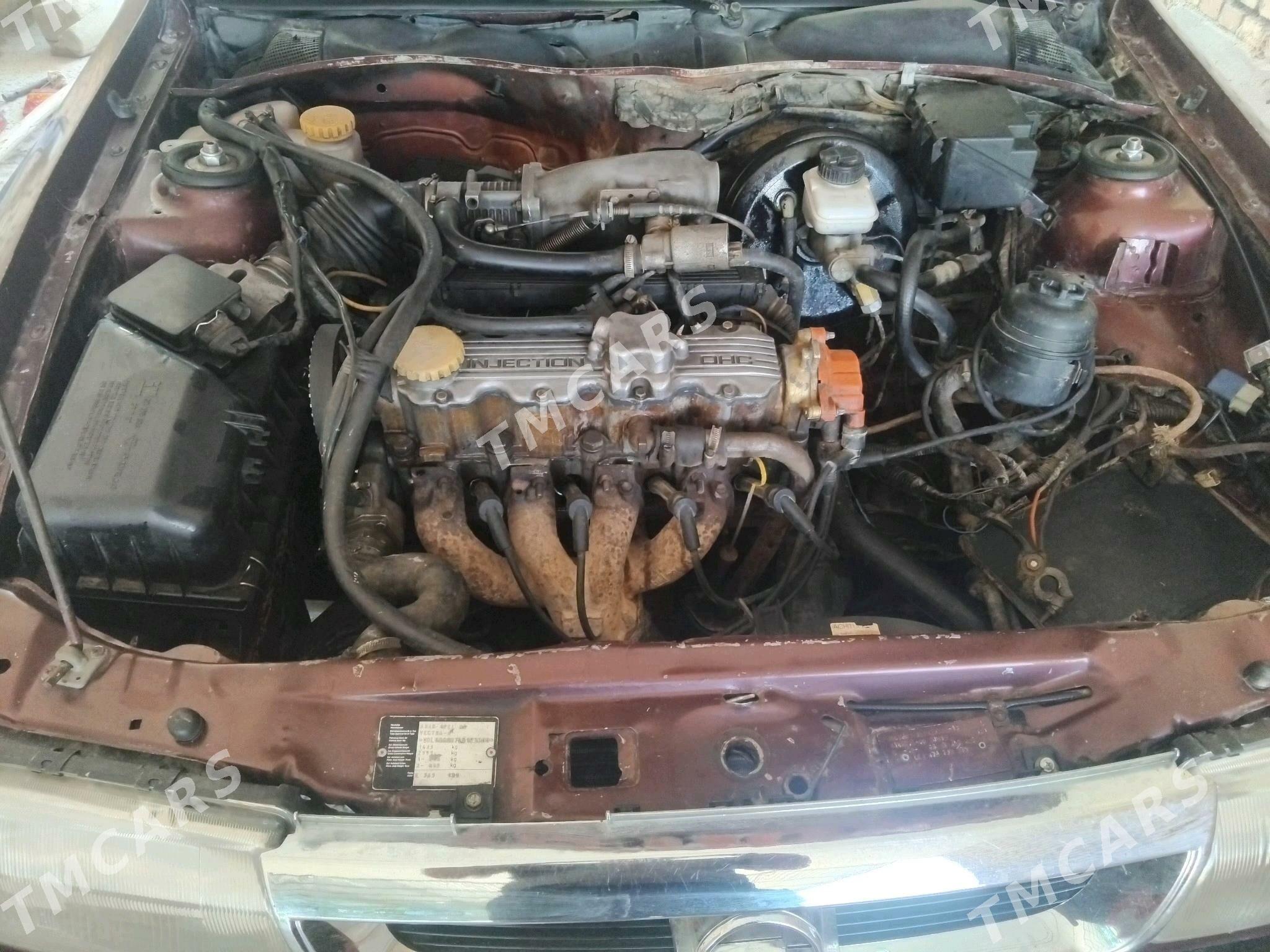 Opel Vectra 1989 - 30 000 TMT - Чарджоу - img 7