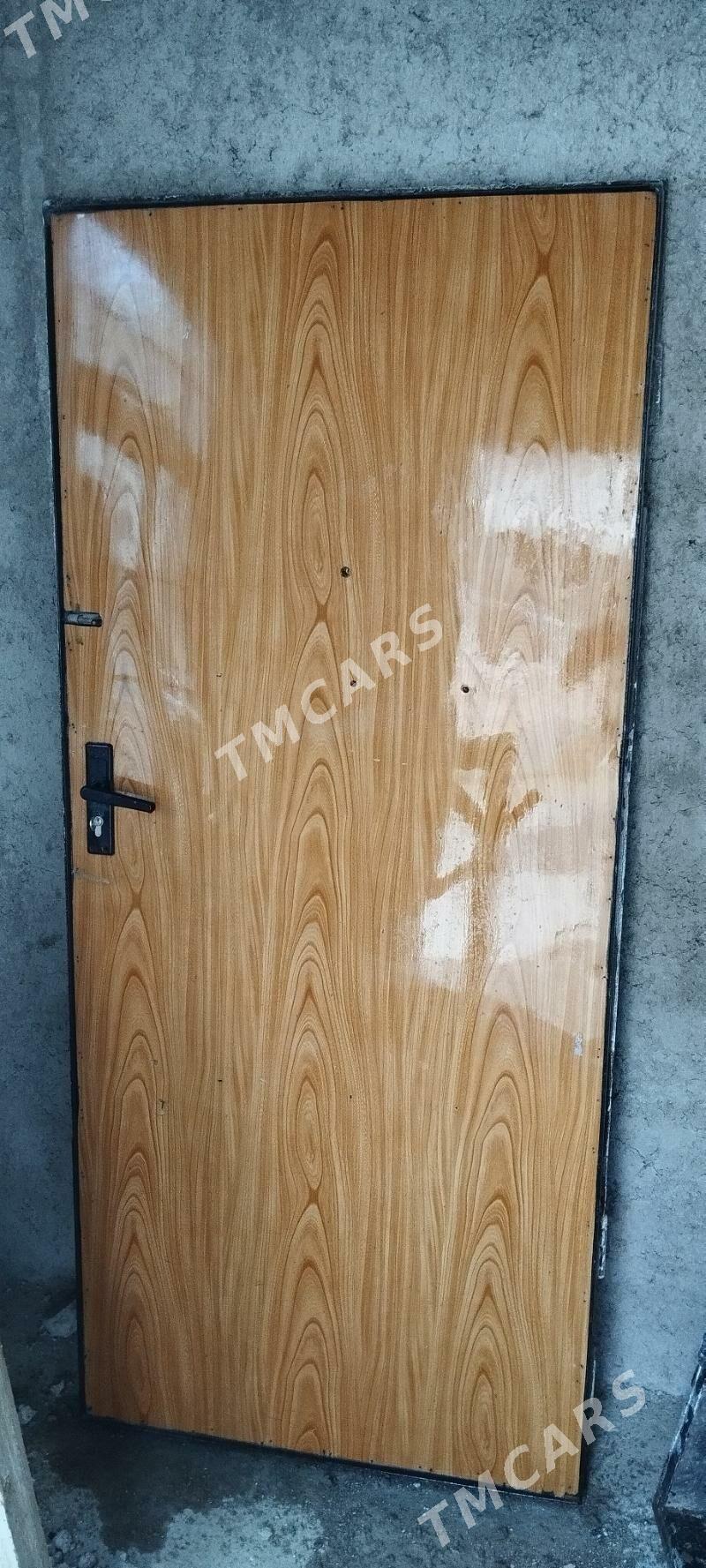 Demir plastik gapylar - Türkmenbaşy - img 2