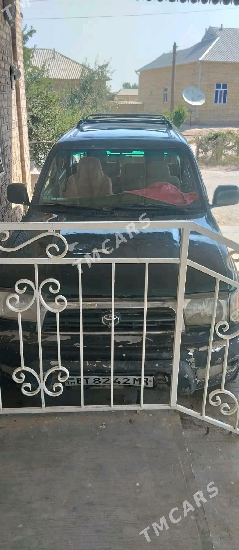 Toyota 4Runner 1998 - 75 000 TMT - Сакарчага - img 2