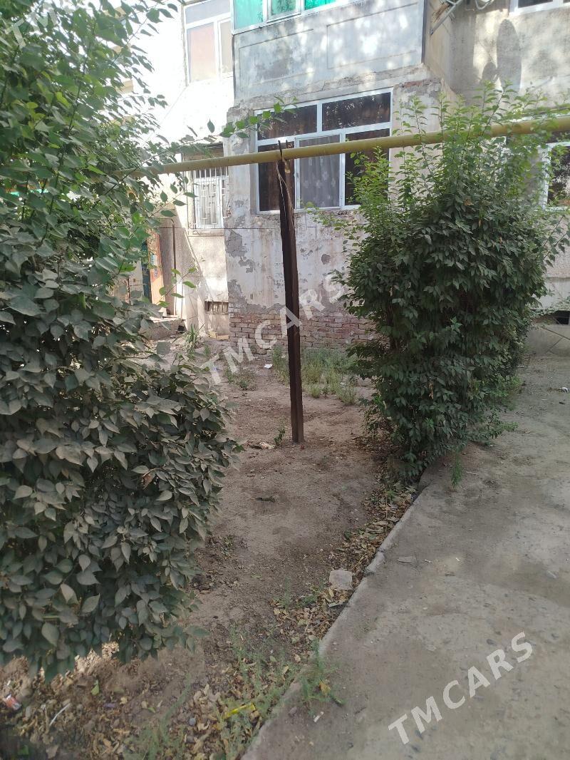 Продаю квартиру 3й микрорайон - Türkmenabat - img 3