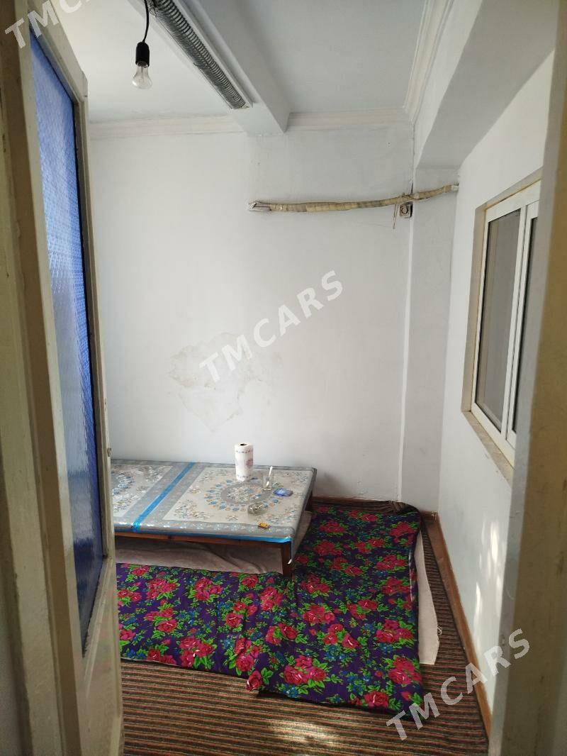 Продаю квартиру 3й микрорайон - Türkmenabat - img 4