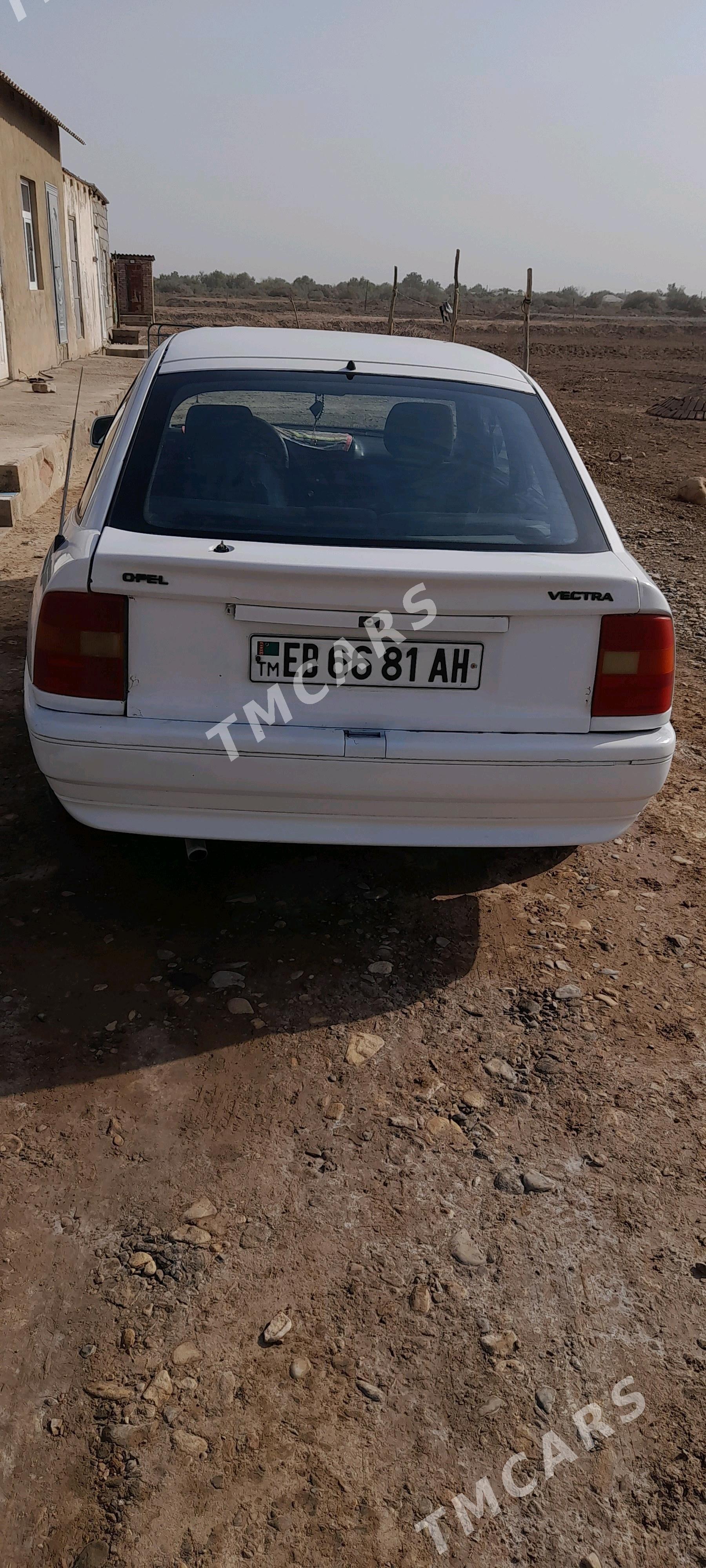 Opel Vectra 1990 - 27 000 TMT - Tejen - img 2
