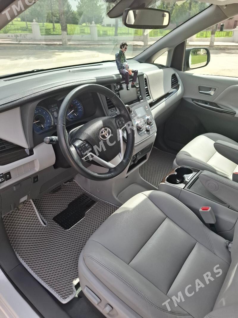 Toyota Sienna 2020 - 460 000 TMT - "Алтын Асыр" Гундогар базары ( Толкучка) - img 4