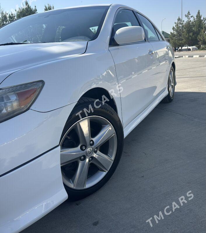 Toyota Camry 2010 - 190 000 TMT - Мары - img 2