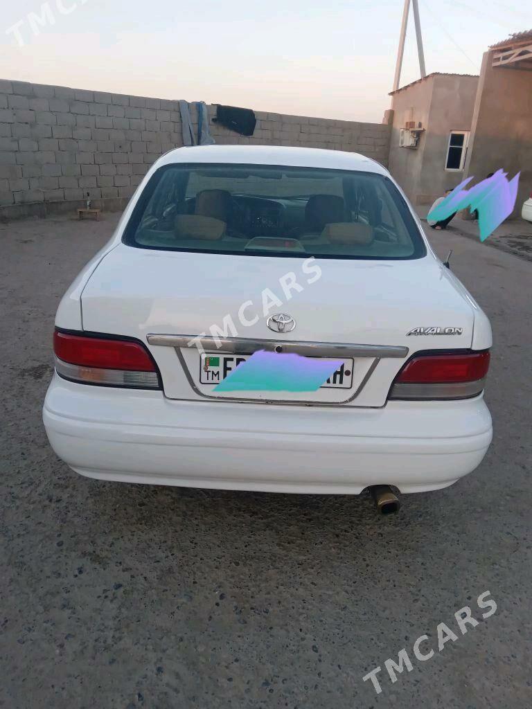 Toyota Avalon 1996 - 95 000 TMT - Теджен - img 2