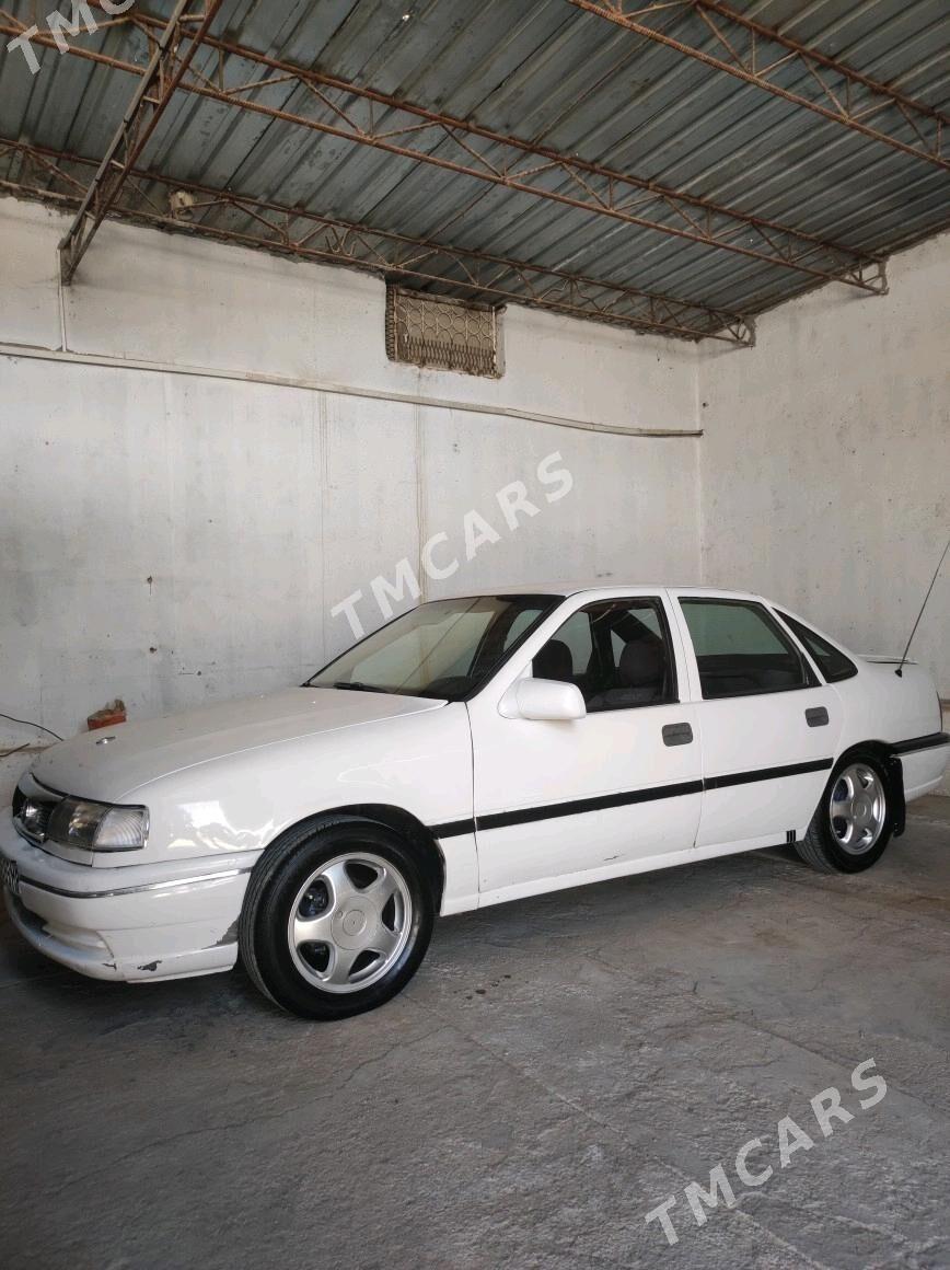 Opel Vectra 1990 - 30 000 TMT - Mary - img 4