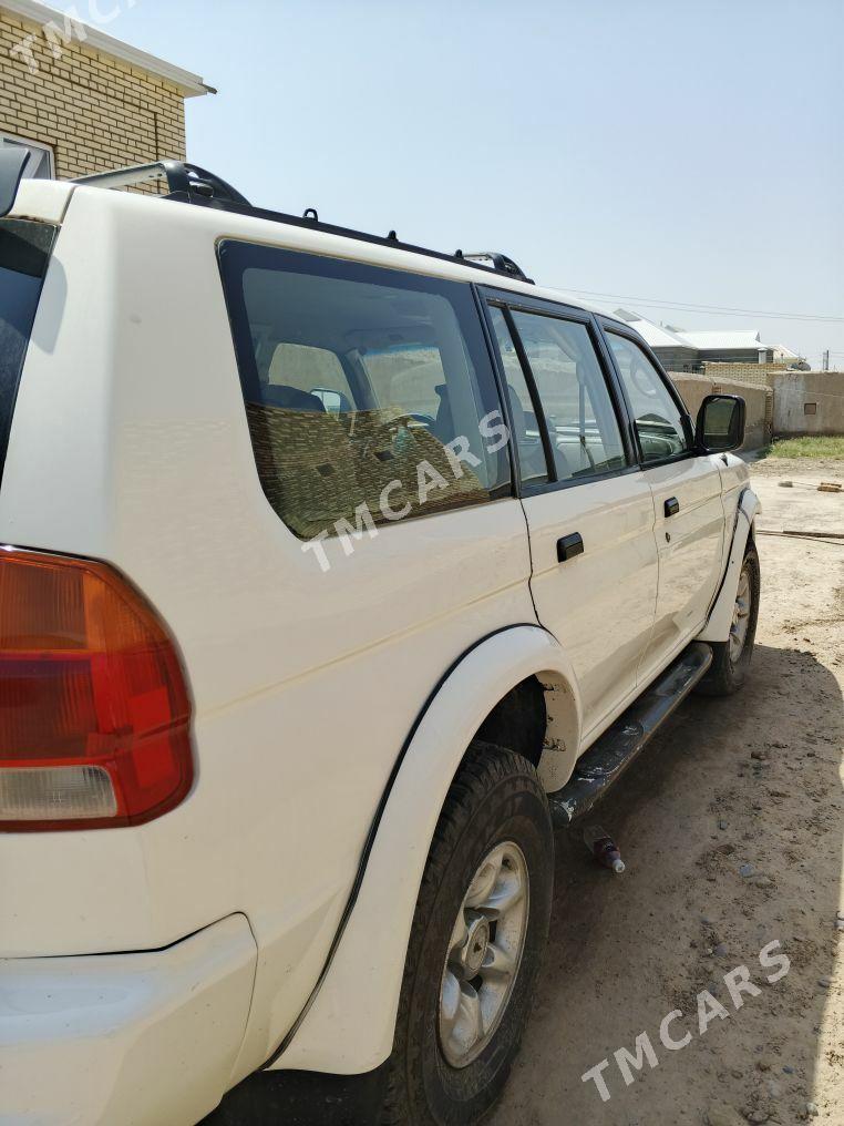 Mitsubishi Montero Sport 1998 - 60 000 TMT - Мары - img 4