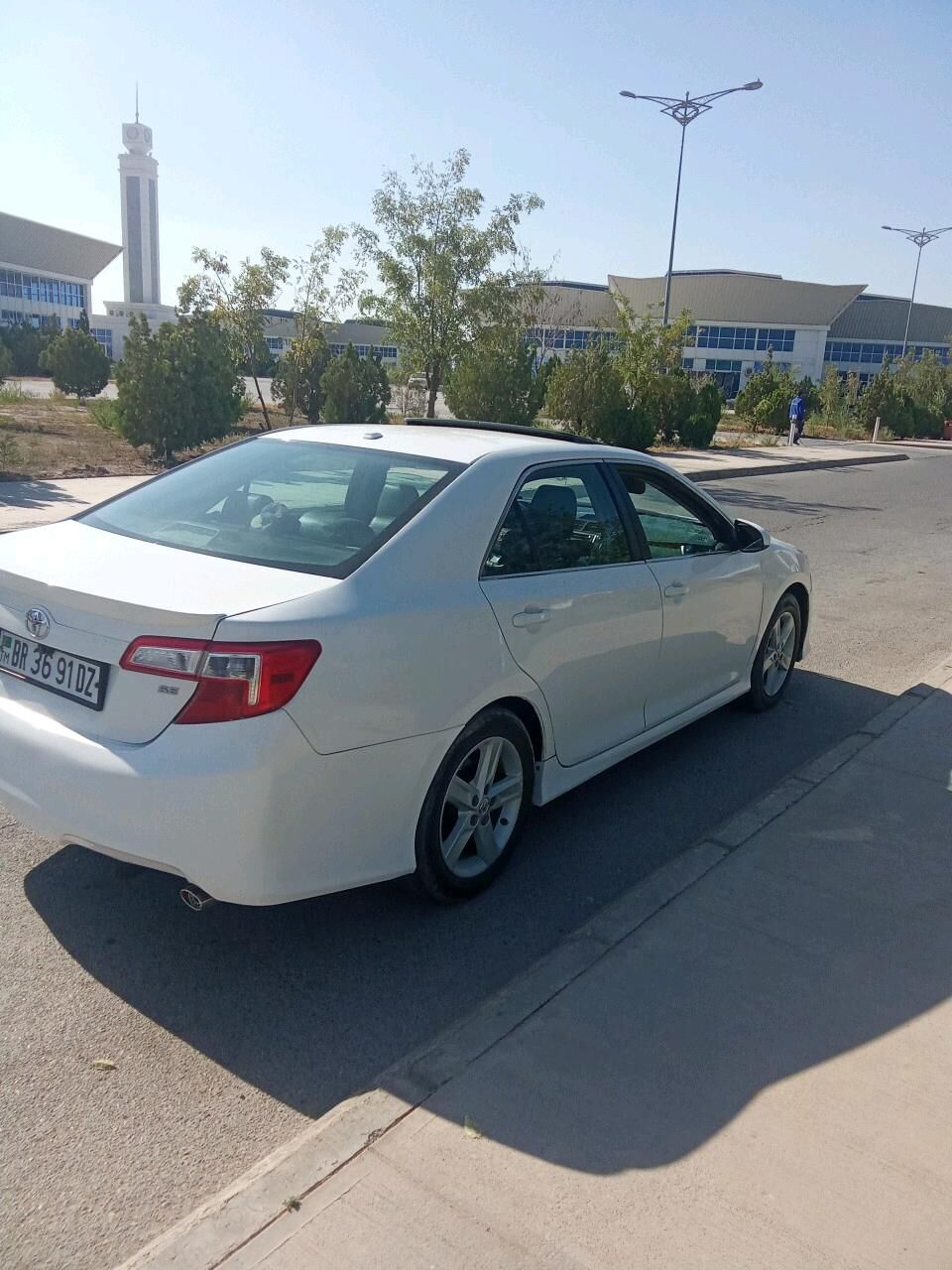 Toyota Camry 2012 - 200 000 TMT - Дашогуз - img 3