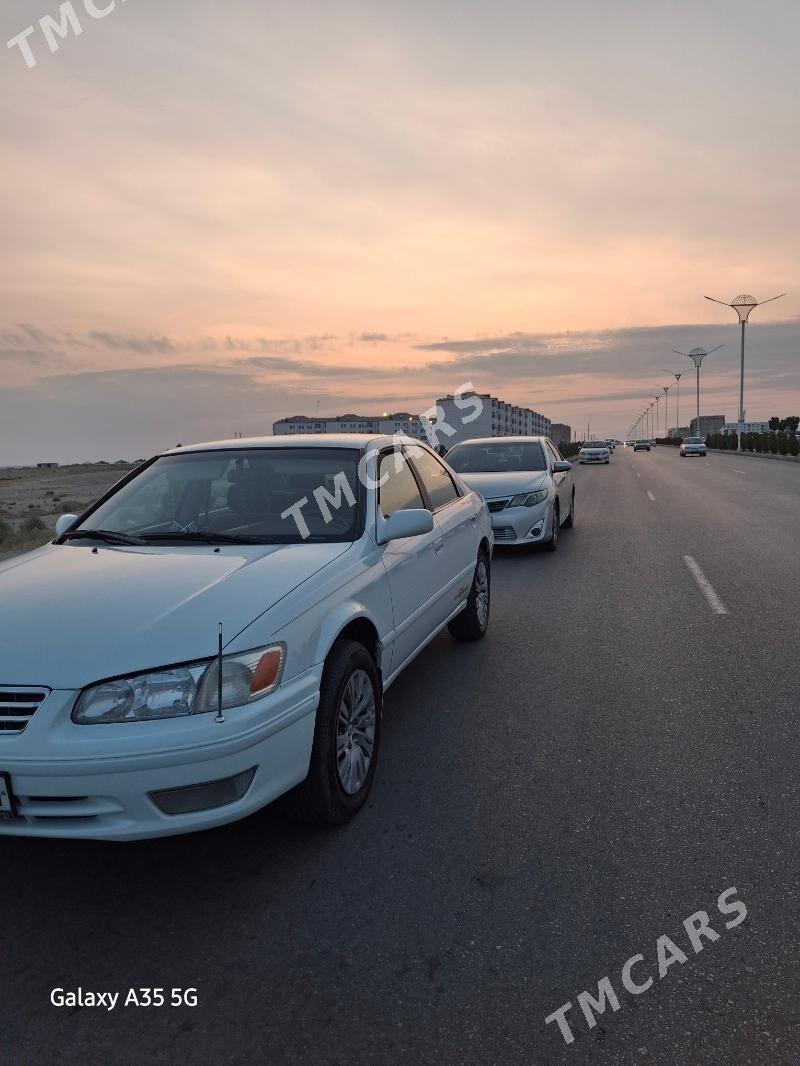 Toyota Camry 1997 - 130 000 TMT - Гумдаг - img 2