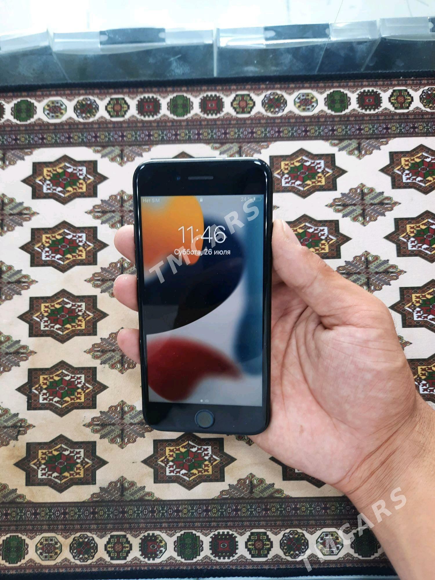 Iphone 7 jet black - Bekrewe - img 2