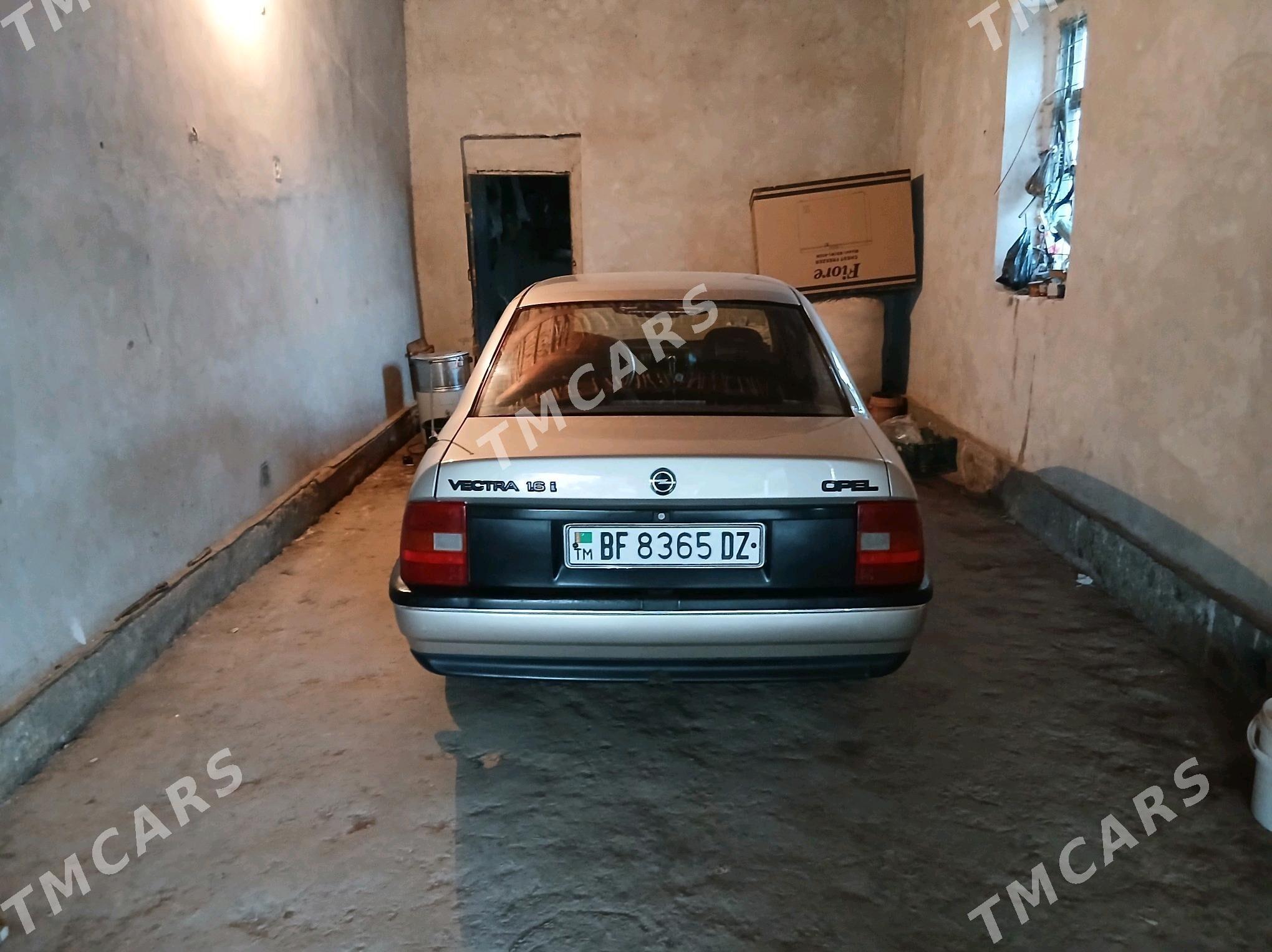 Opel Vectra 1993 - 55 000 TMT - Губадаг - img 7