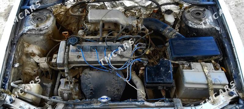 Toyota Carina 1995 - 25 000 TMT - Daşoguz - img 4