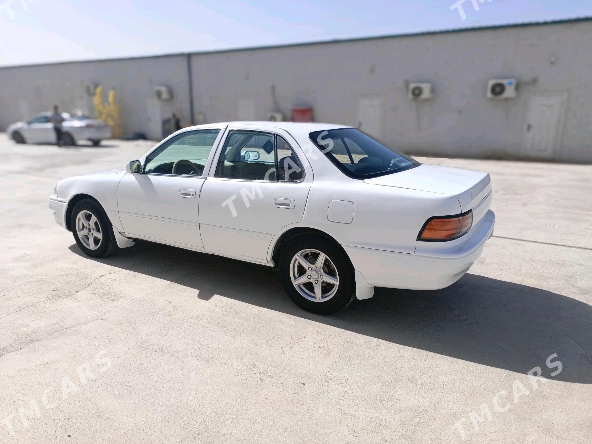 Toyota Camry 1993 - 43 000 TMT - Теджен - img 3