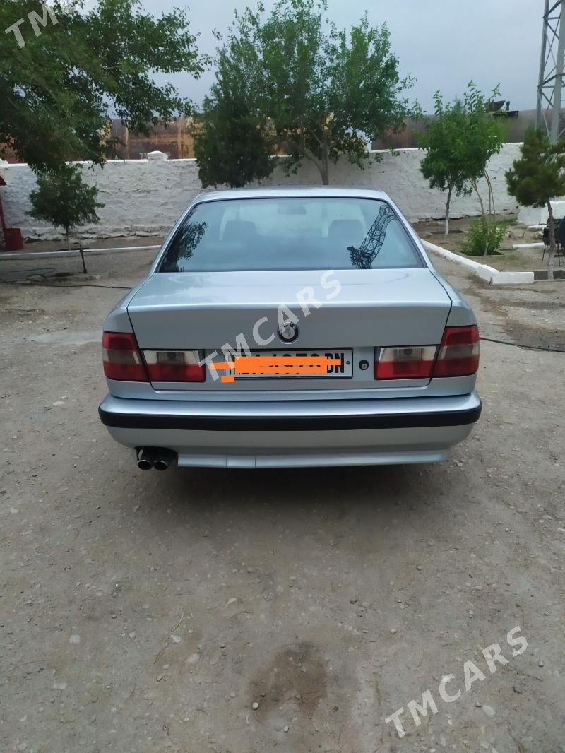 BMW 525 1992 - 85 000 TMT - Балканабат - img 3