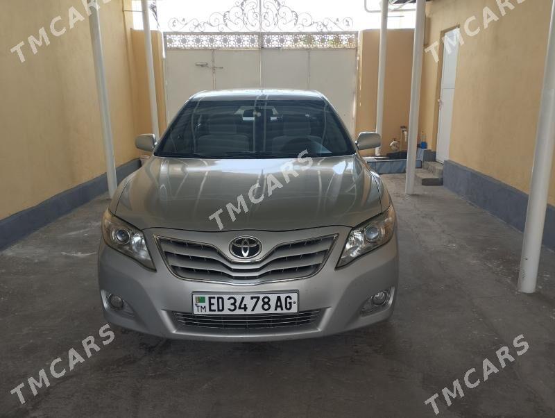 Toyota Camry 2010 - 185 000 TMT - Hitrowka - img 2