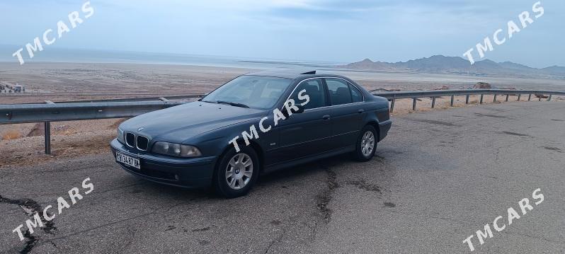 BMW E39 1998 - 95 000 TMT - Türkmenbaşy - img 3