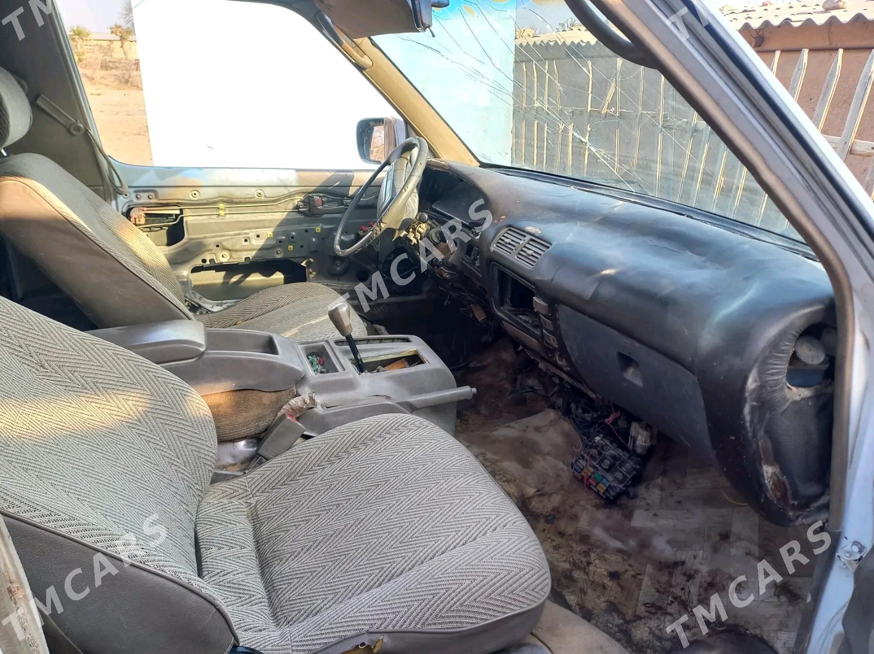 Toyota Town Ace 1992 - 10 000 TMT - Кака - img 3