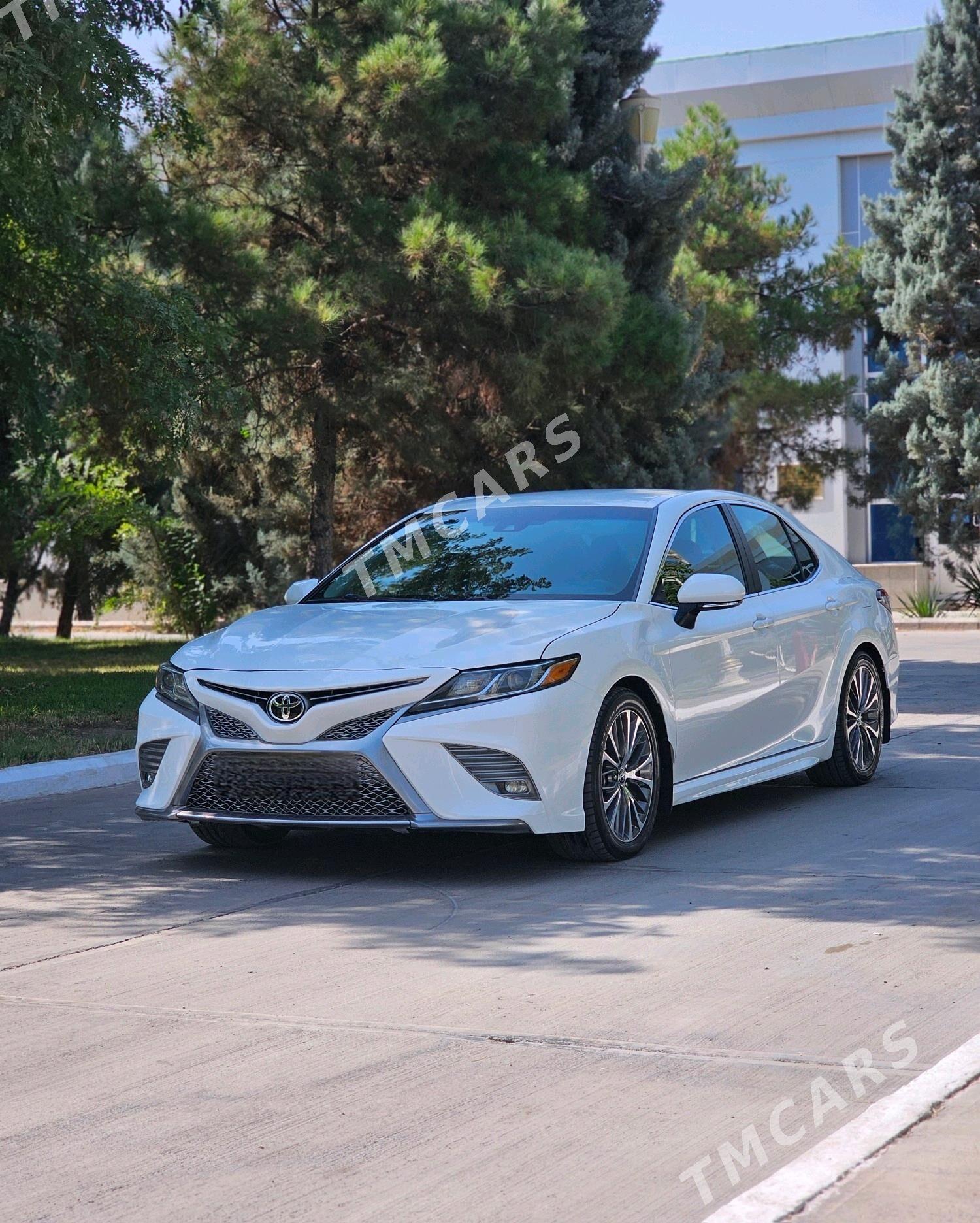 Toyota Camry 2018 - 290 000 TMT - Мары - img 2