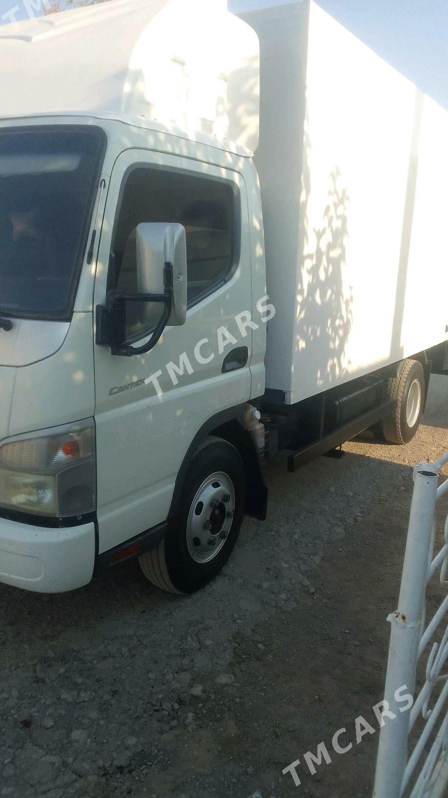 Mitsubishi Canter 2013 - 420 000 TMT - Köýtendag - img 10