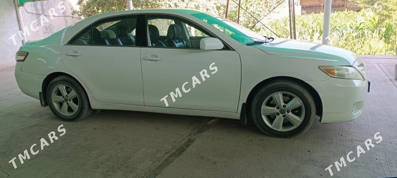 Toyota Camry 2010 - 190 000 TMT - Халач - img 4