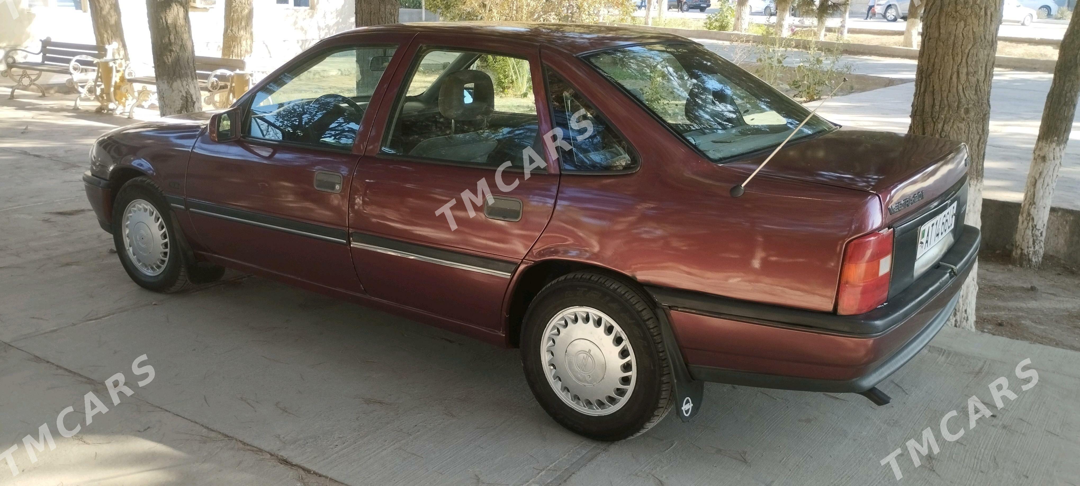 Opel Vectra 1992 - 42 000 TMT - Saýat - img 2