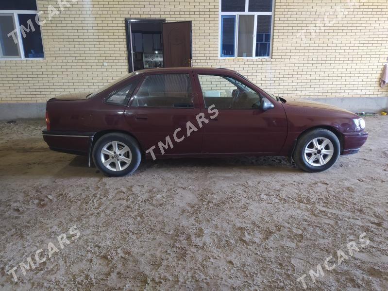 Opel Vectra 1991 - 26 000 TMT - Farap - img 5