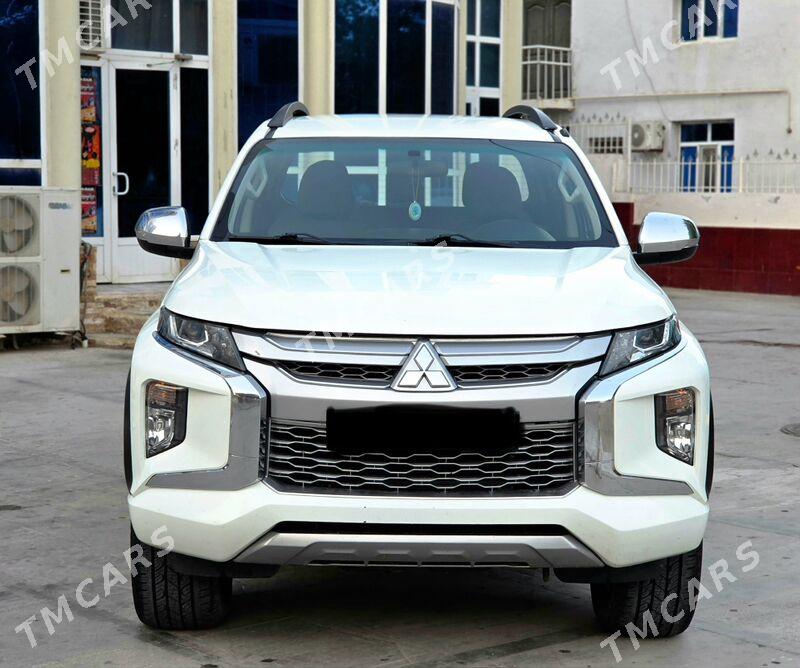 Mitsubishi L200 2020 - 300 000 TMT - Balkanabat - img 6