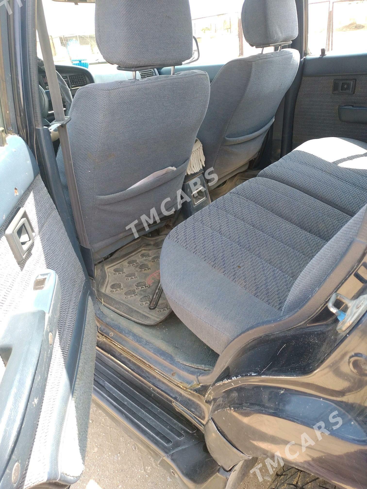 Toyota 4Runner 1994 - 50 000 TMT - Balkanabat - img 2
