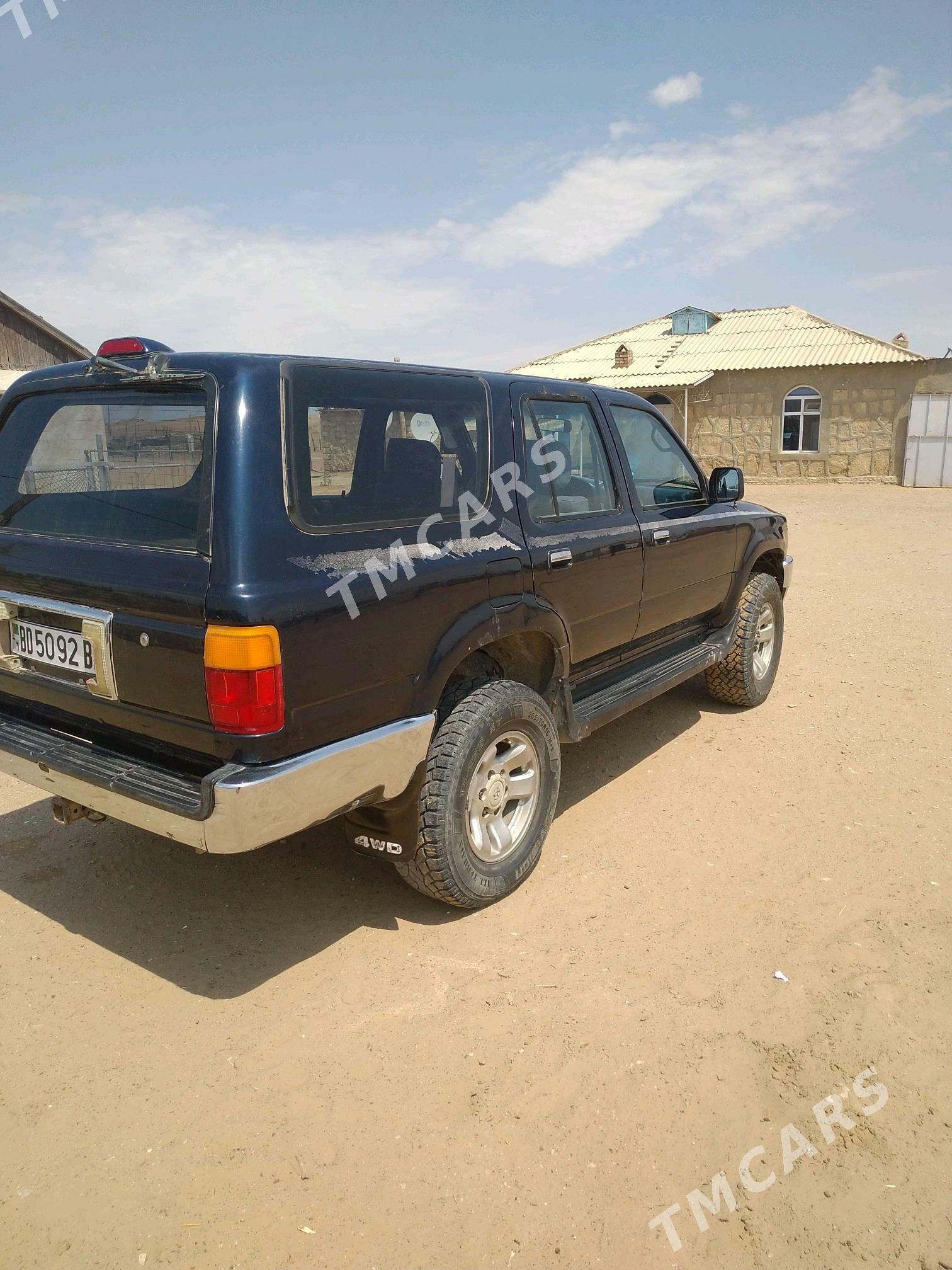 Toyota 4Runner 1994 - 50 000 TMT - Balkanabat - img 3