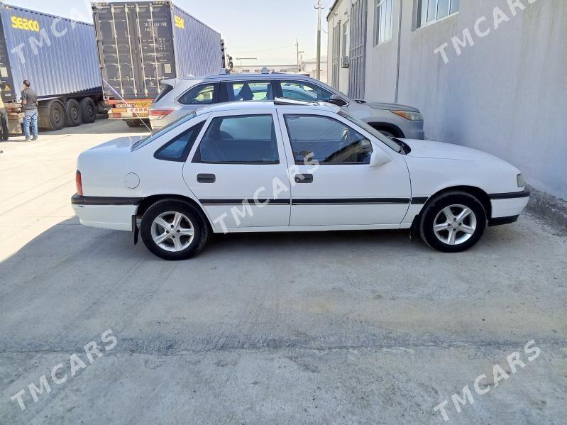 Opel Vectra 1991 - 31 000 TMT - Мары - img 5