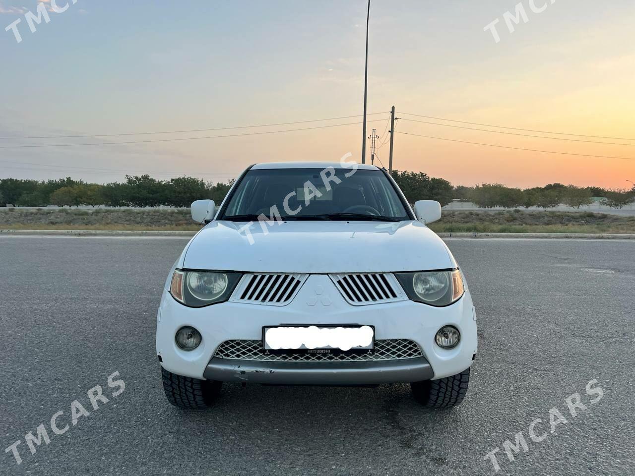 Mitsubishi L200 2008 - 135 000 TMT - Гёкдепе - img 3
