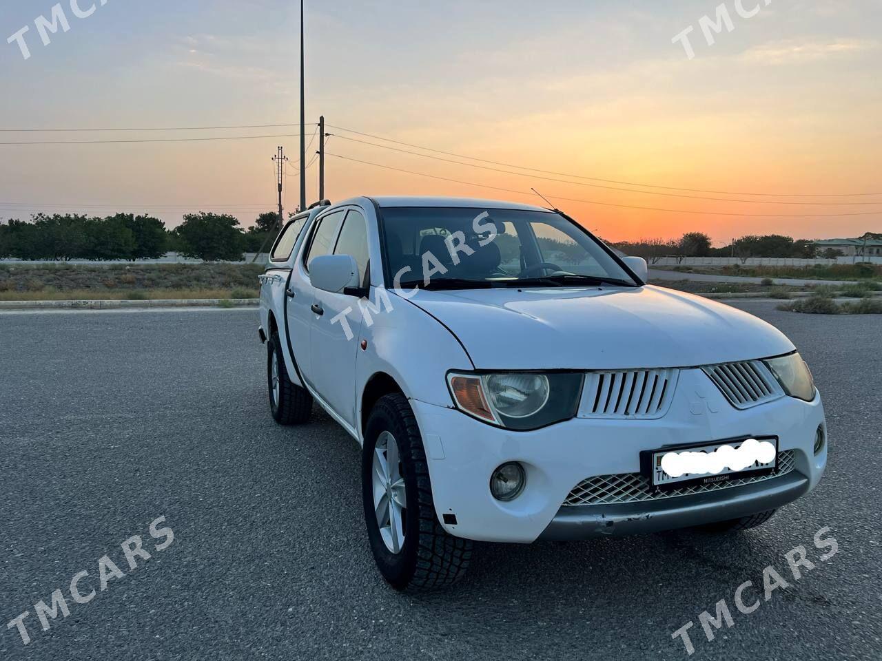 Mitsubishi L200 2008 - 135 000 TMT - Гёкдепе - img 6