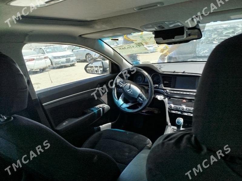 Hyundai Elantra 2020 - 180 300 TMT - Мары - img 8